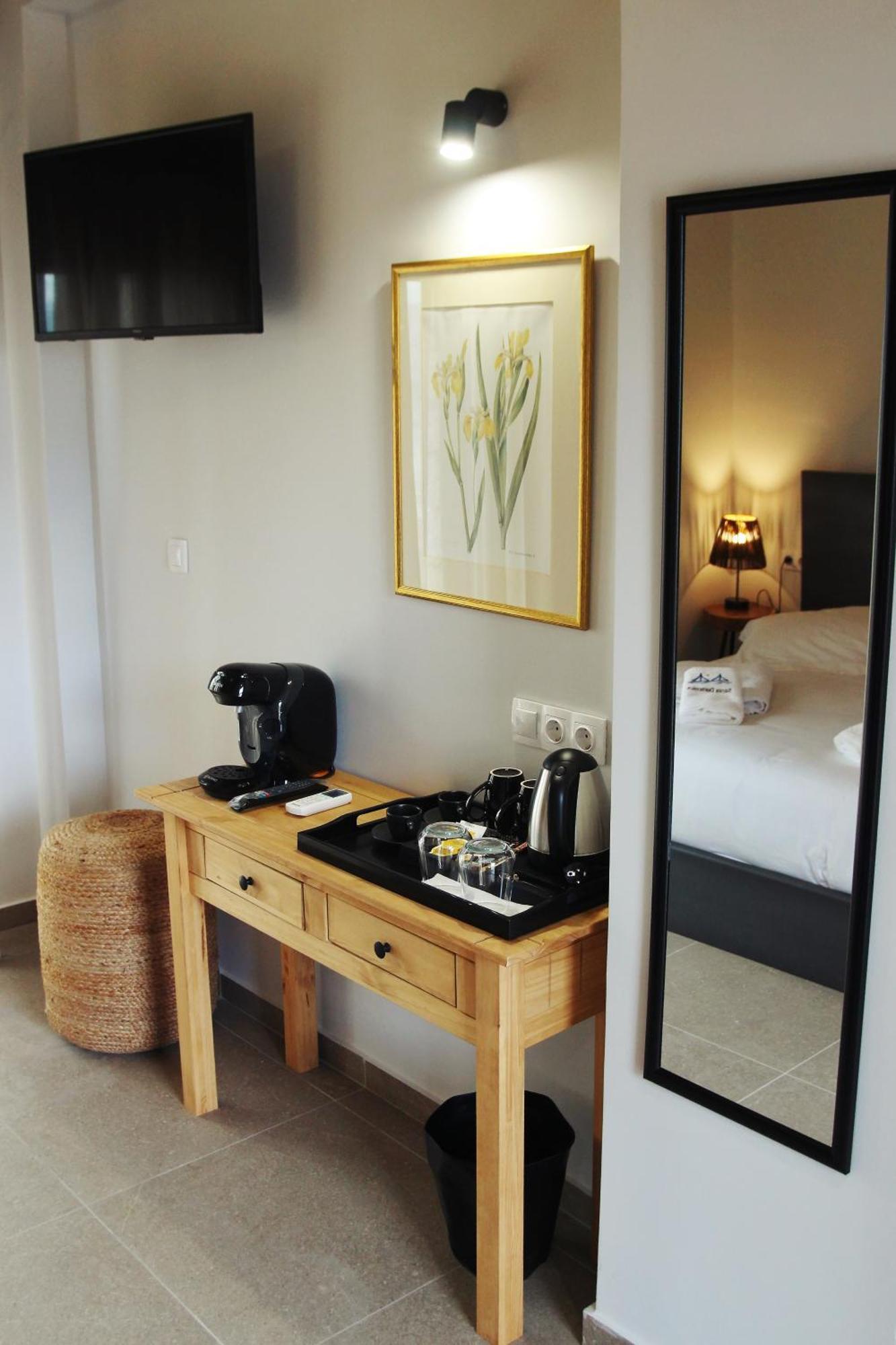 Santa Domenica Nafpaktos - Rooms And Apartments By The Sea Exterior foto